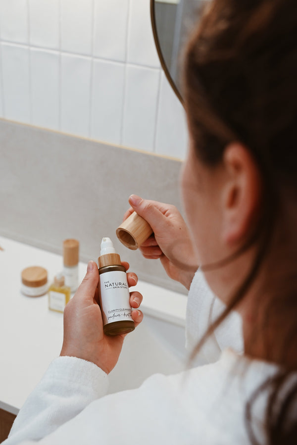 6 REASONS TO SWITCH TO NATURAL SKINCARE